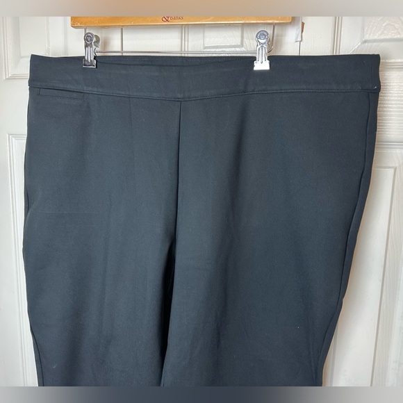 SOFT SURROUNDINGS Black Essential Ponte Knit Leggings Pants Pill On Waist Ankle - Picture 4 of 9